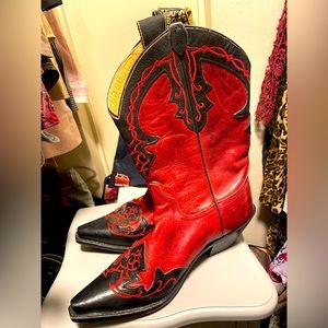 Justin’s Woman’s Boots 9.5 B